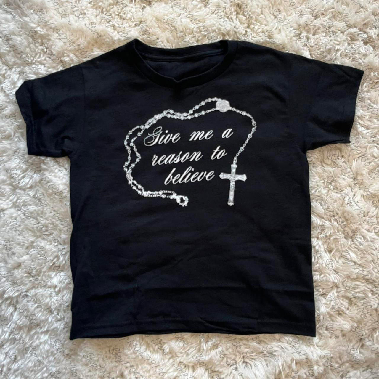 2000s Woman Clothing Y2K Cloth - Y2K Graphic Baby Tee Crop recension och pris
