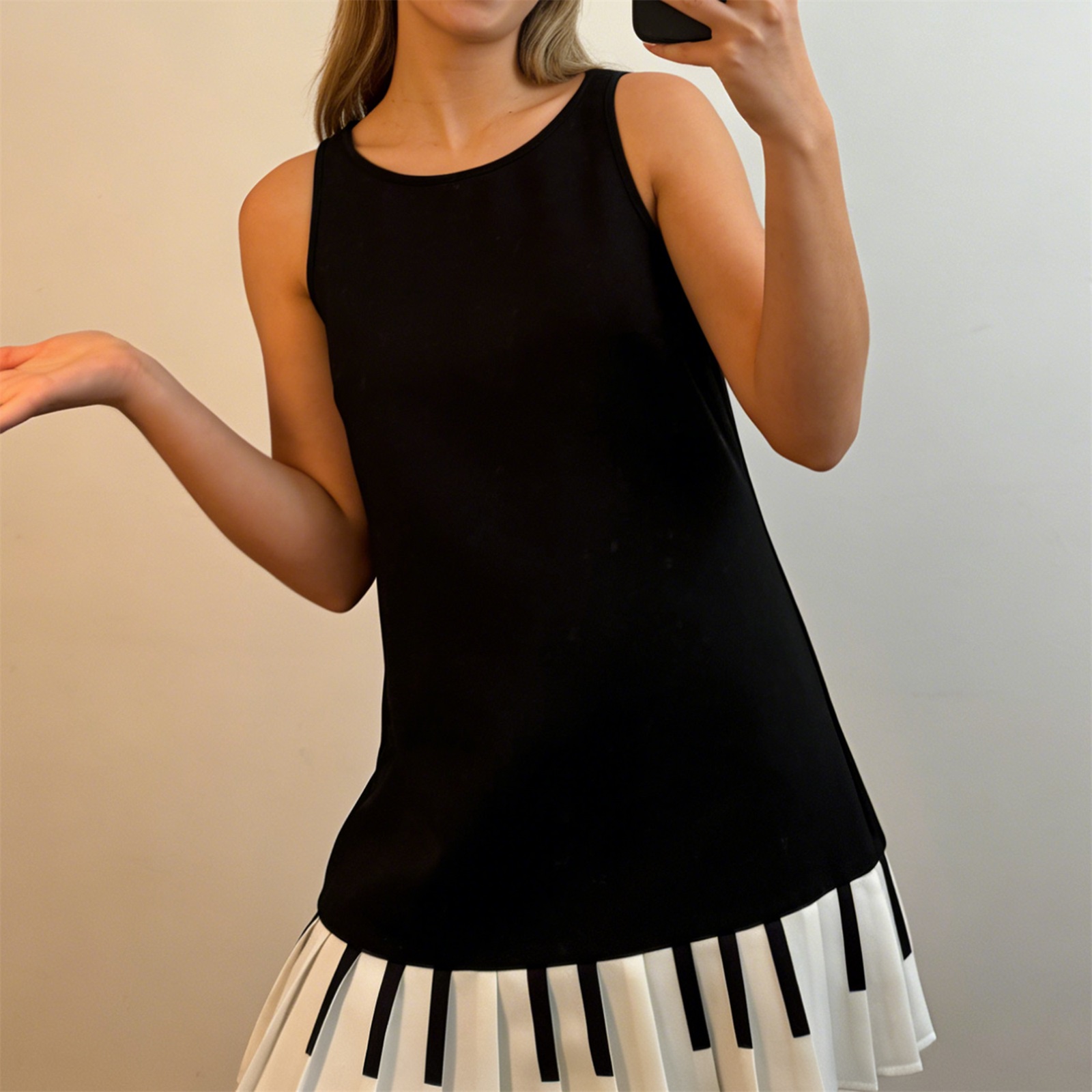 Womens Y2K Piano Key Pleated M - Y2K Backless Halter Mini Dress recension och pris